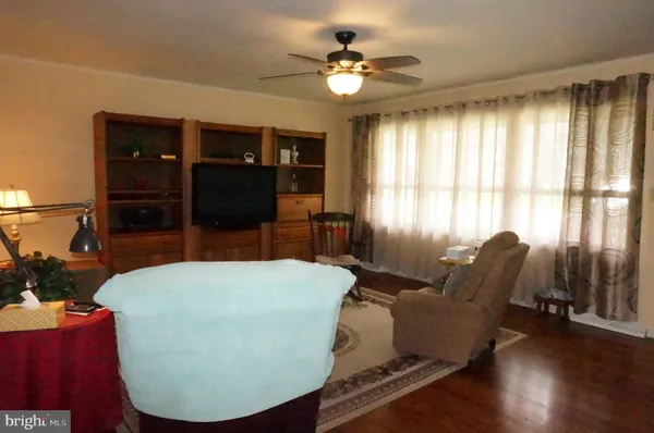 $240,000 | 130 Wesley Drive, Mechanicsburg, PA 17055