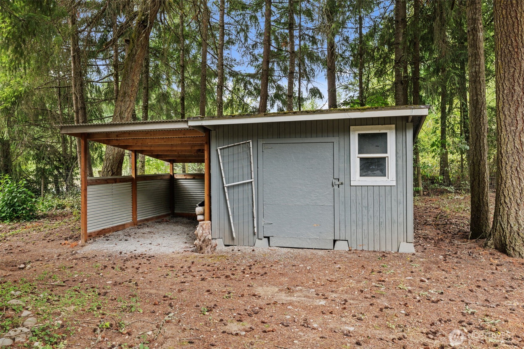 19221 Patterson Road East Orting, WA 98360 - Photo 31 of 40