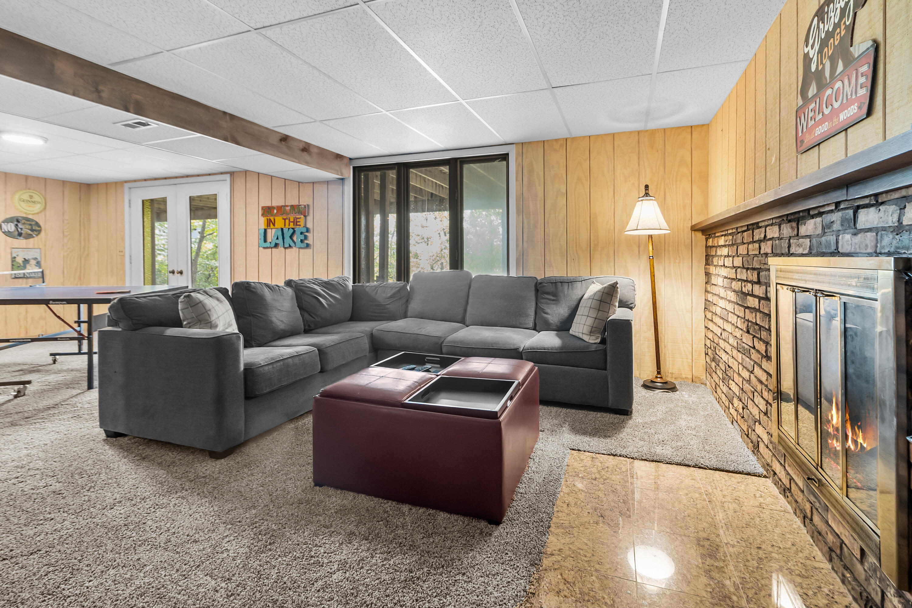 W5518 Lost Nation Road La Grange, WI 53121 - Photo 20 of 41 LL family room