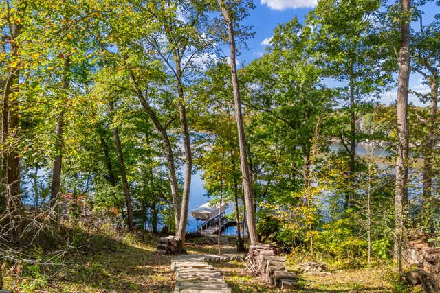 $1,249,700 | W5518 Lost Nation Road, La Grange, WI 53121