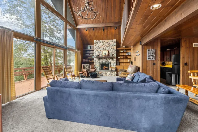 $1,249,700 | W5518 Lost Nation Road, La Grange, WI 53121