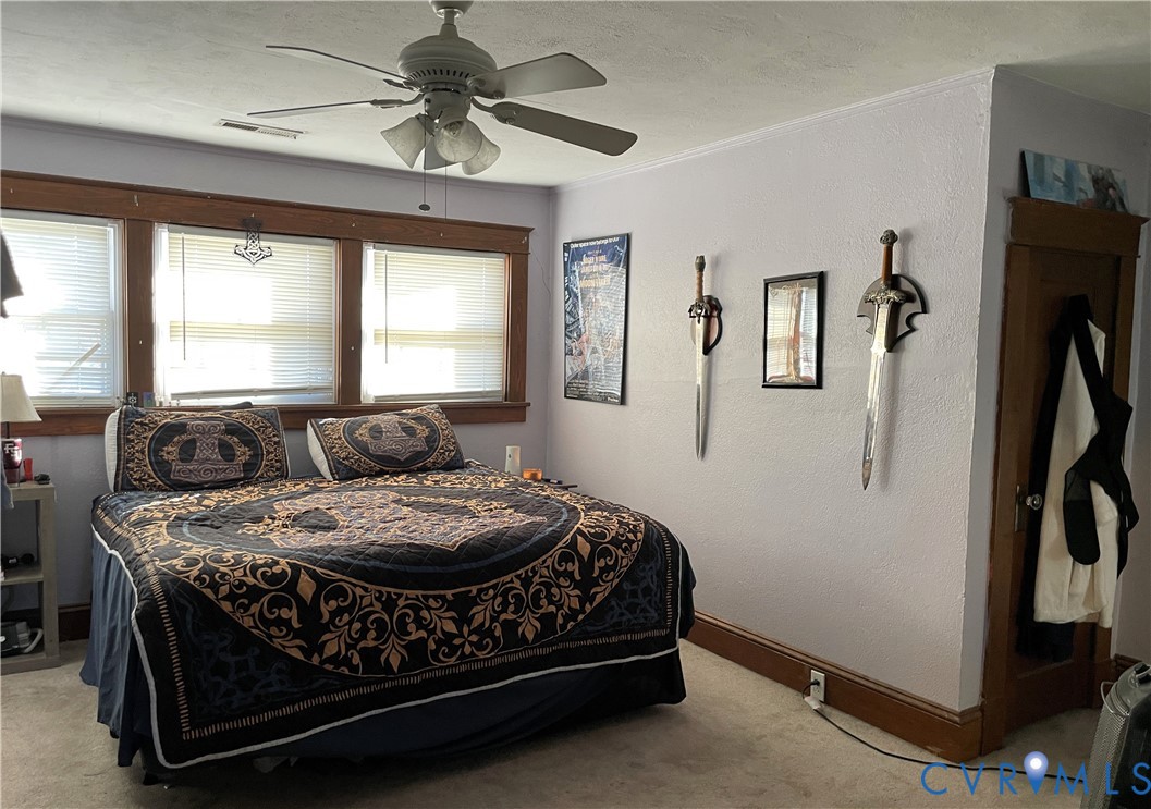 1825 Needham Drive Victoria, VA 23974 - Photo 21 of 32 a bed room with furniture and a window