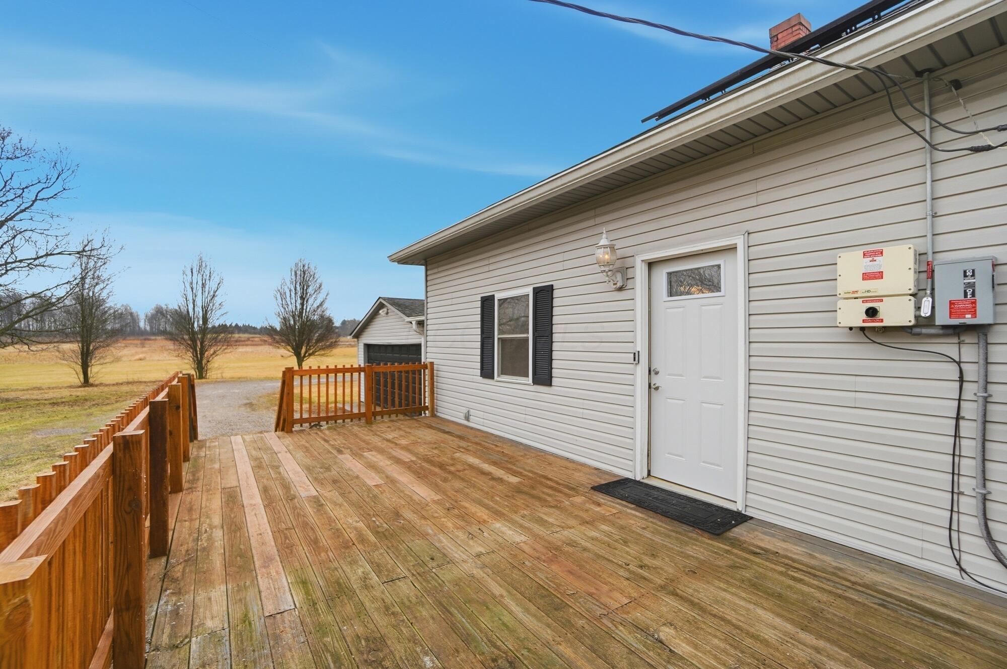 4840 Tschopp Road Northeast Lancaster, OH 43130 - Photo 7 of 58 Deck - 4840 Tschopp Road NE, Lancaster, OH 43130