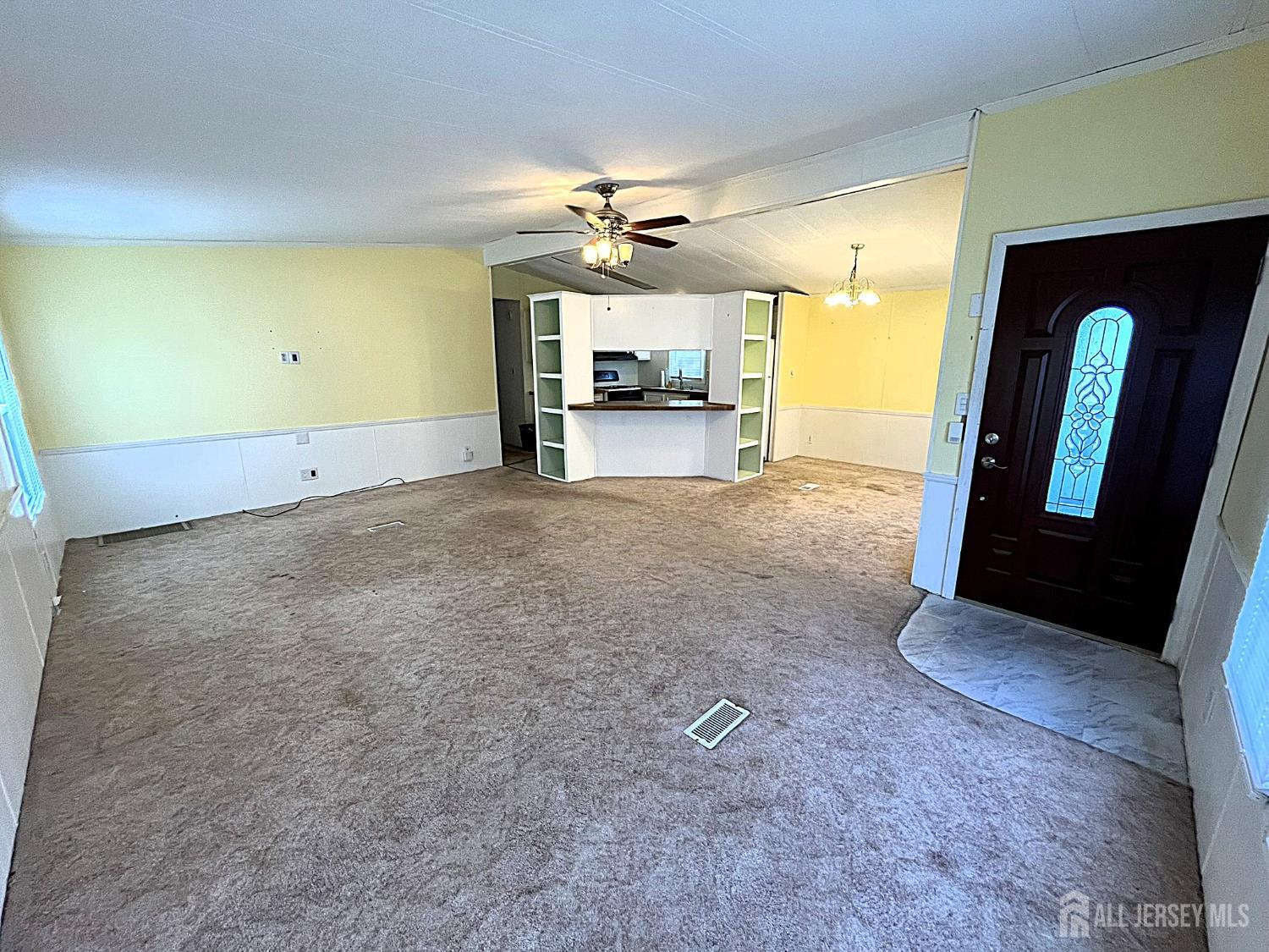 71 Dickens Road North Brunswick, NJ 08902 - Photo 4 of 19 Gallery Image 4