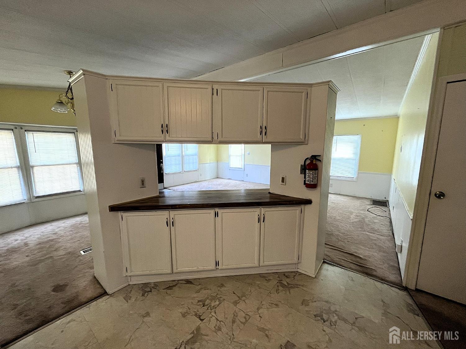 71 Dickens Road North Brunswick, NJ 08902 - Photo 7 of 19 Gallery Image 7