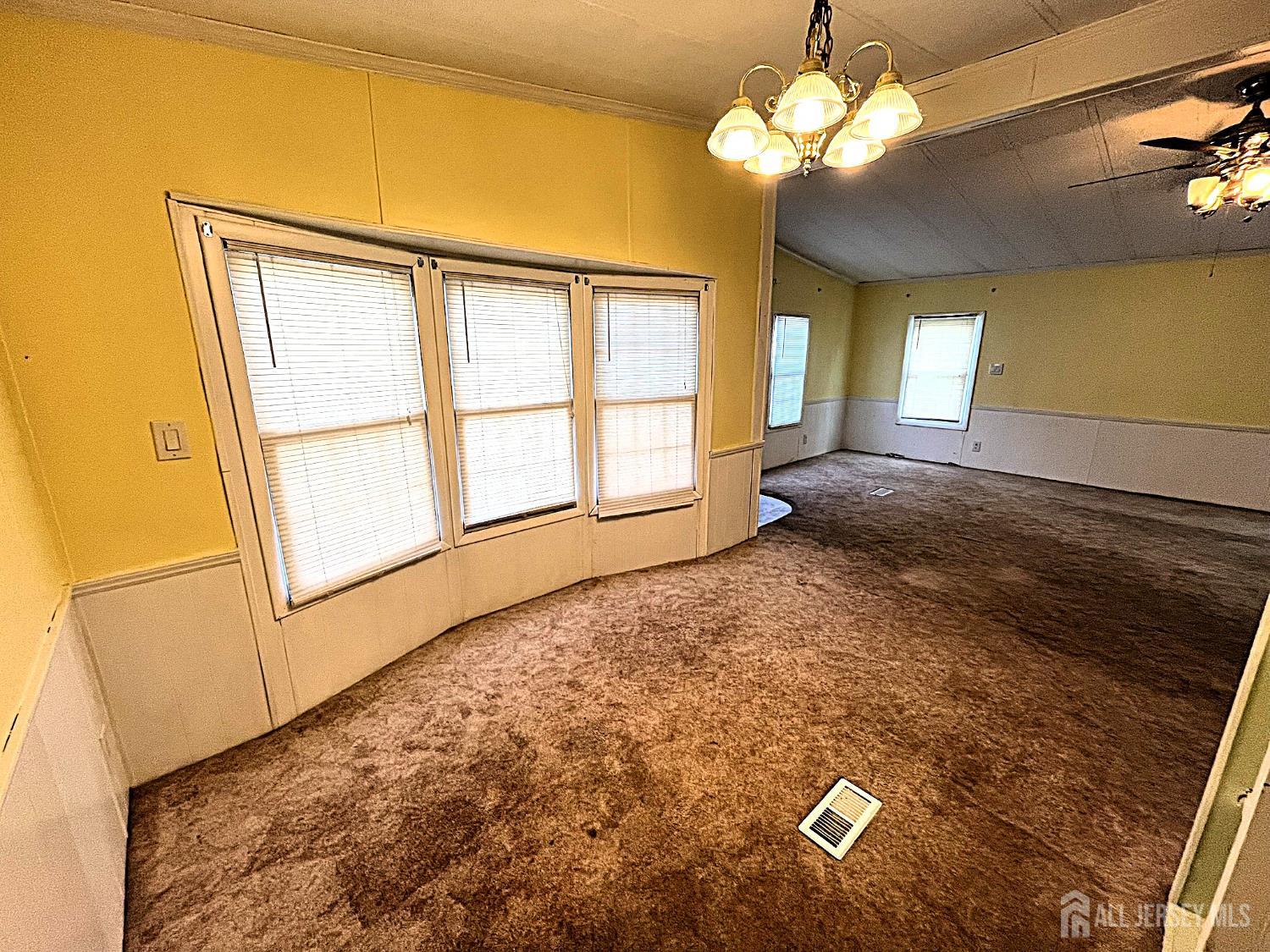 71 Dickens Road North Brunswick, NJ 08902 - Photo 9 of 19 Gallery Image 9