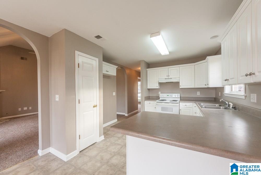 229 Silverstone Lane Alabaster, AL 35007 - Photo 11 of 28