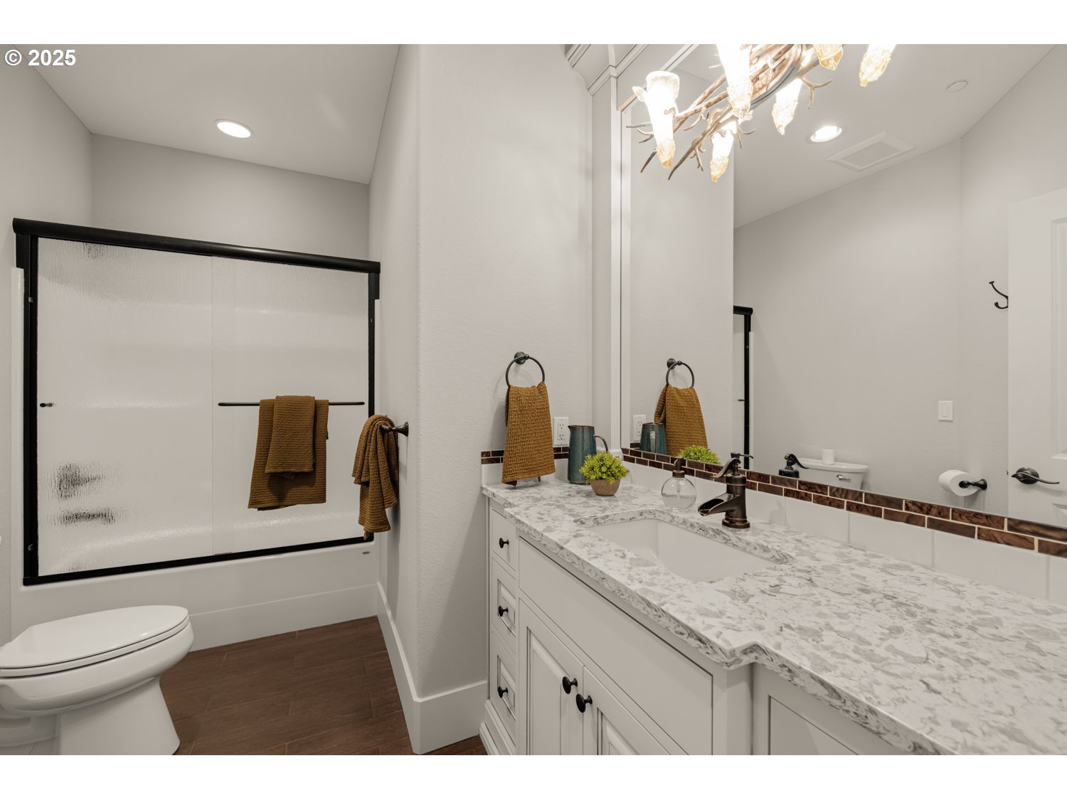 15960 Parker Road Lake Oswego, OR 97035 - Photo 24 of 33 Gallery Image 24
