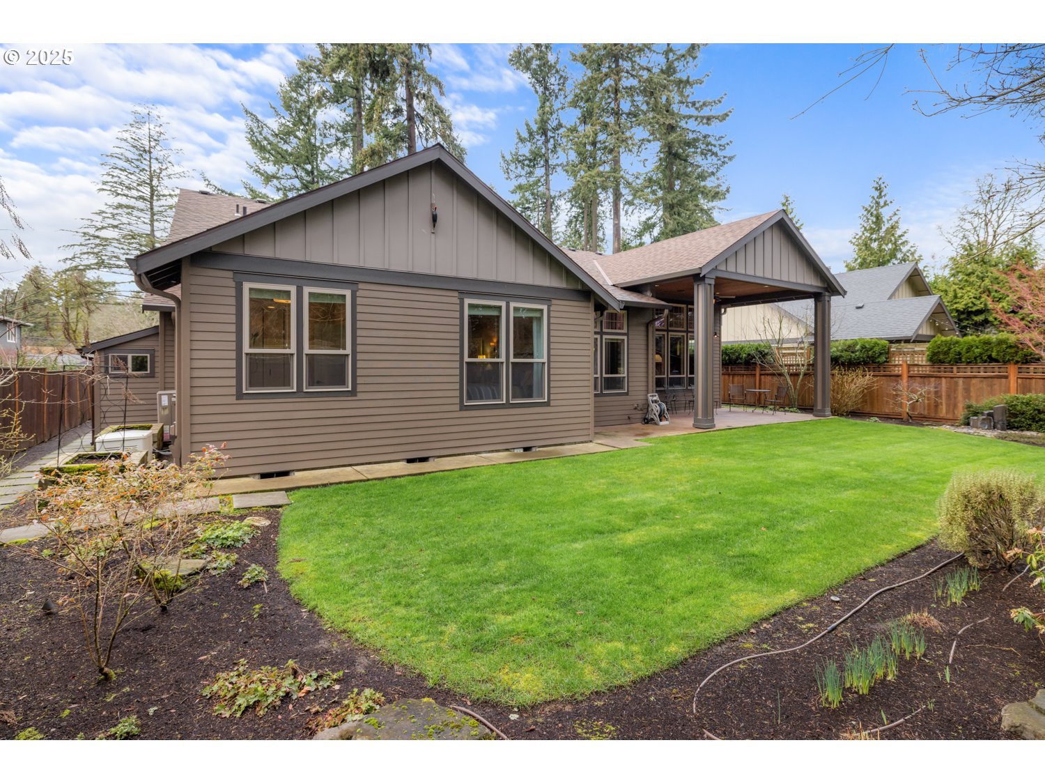 15960 Parker Road Lake Oswego, OR 97035 - Photo 30 of 33 Gallery Image 30