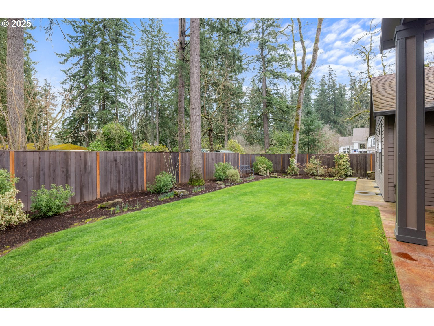 15960 Parker Road Lake Oswego, OR 97035 - Photo 32 of 33 Gallery Image 32