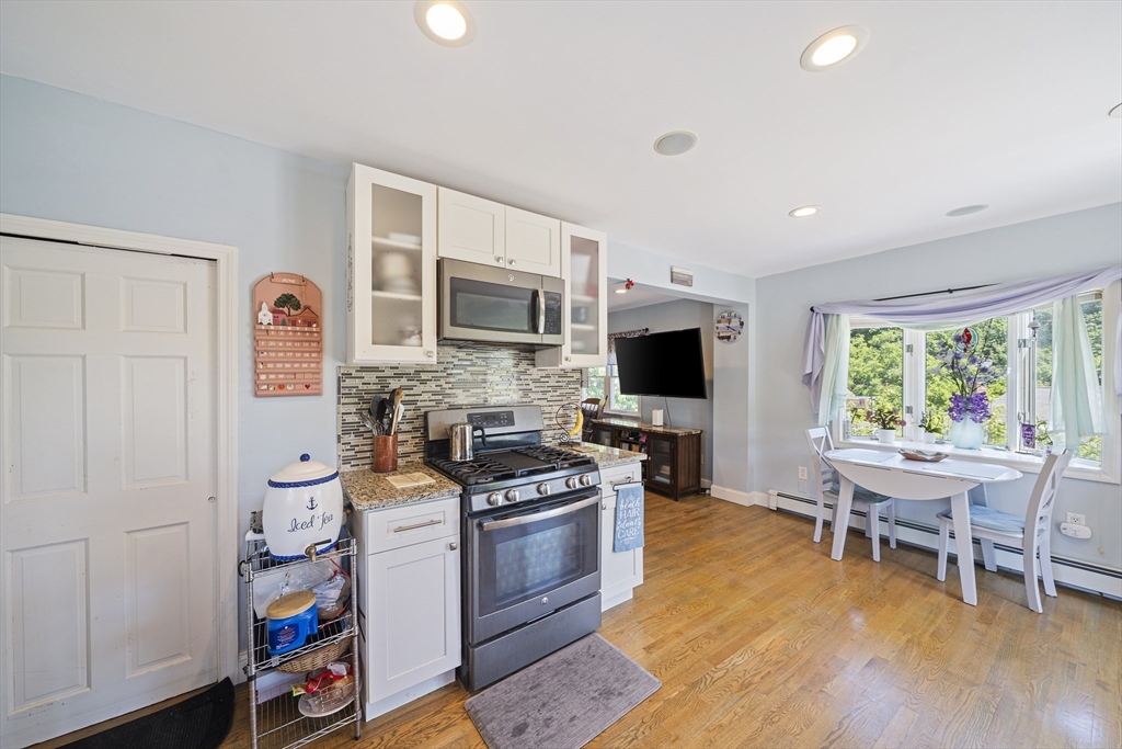 16 Pequot Road Weymouth, MA 02191 - Photo 13 of 36
