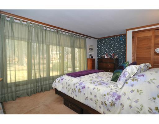 8 Pinecrest Road Scituate, RI 02857 - Photo 16 of 20 Master Bedroom.