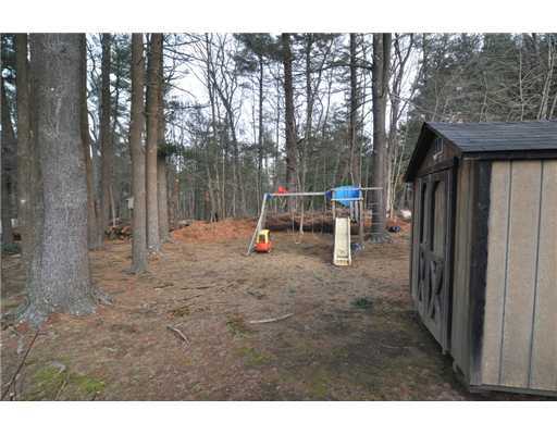 8 Pinecrest Road Scituate, RI 02857 - Photo 4 of 20 Yard/Garden.