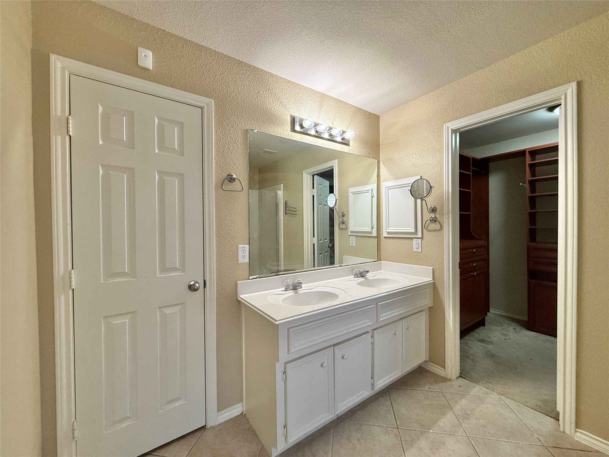 1810 Katlyn Lane Spring, TX 77386 - Photo 25 of 48 Primary Bathroom