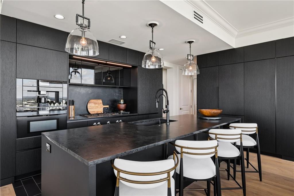 3630 Peachtree Road Northeast, Unit 2307 Atlanta, GA 30326 - Photo 8 of 48