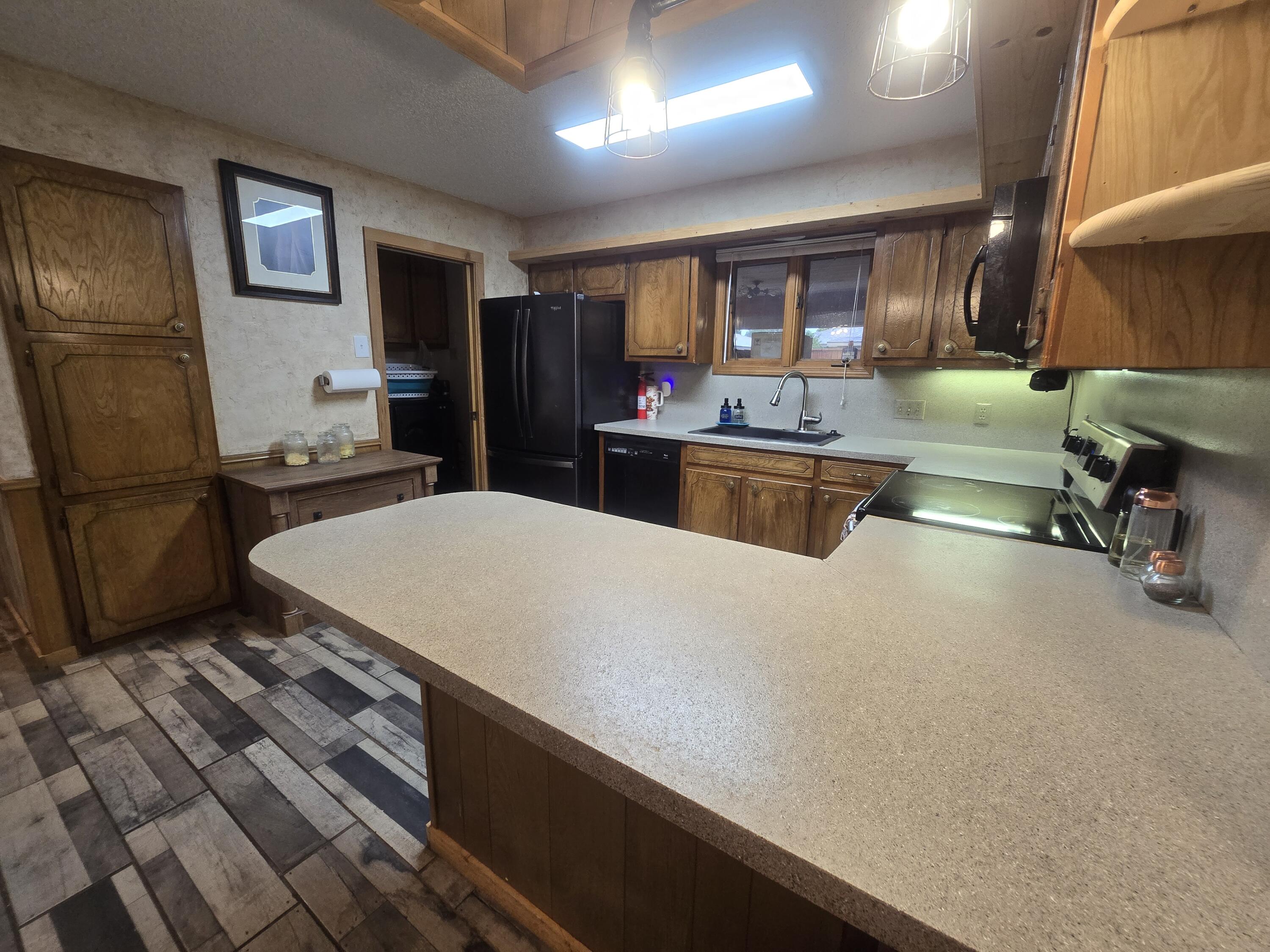3237 93rd Street Lubbock, TX 79423 - Photo 8 of 24 20260712_193613