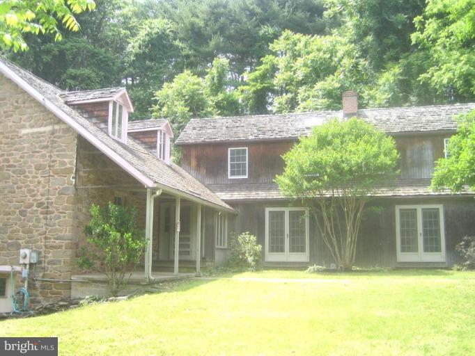8427 Ramsburg Road Thurmont, MD 21788 - Photo 14 of 28 Porch