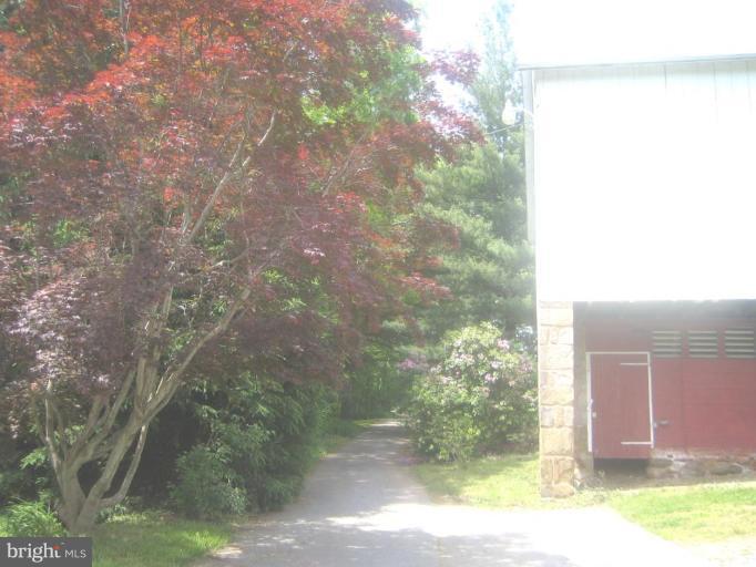 8427 Ramsburg Road Thurmont, MD 21788 - Photo 4 of 28 Exterior #3