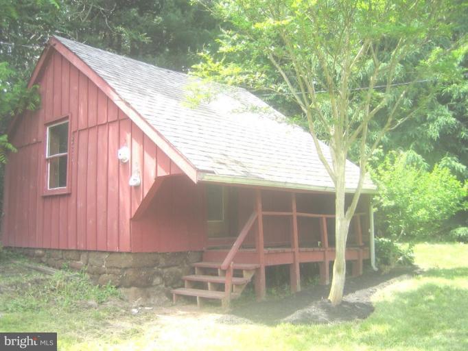 8427 Ramsburg Road Thurmont, MD 21788 - Photo 5 of 28 Shed