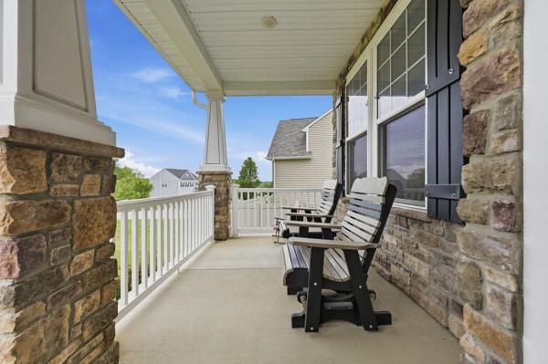 220 Wyncrest Drive Butler, PA 16001 - Photo 3 of 44