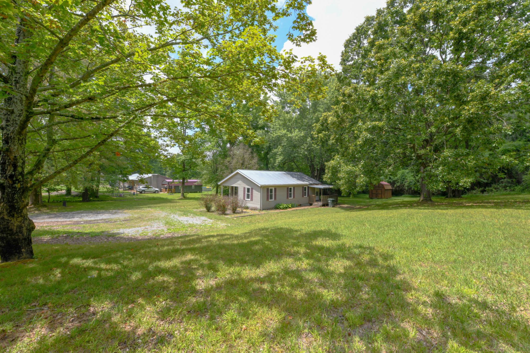 1201 Old Columbia Road Dickson, TN 37055 - Photo 5 of 18 Gallery Image 5