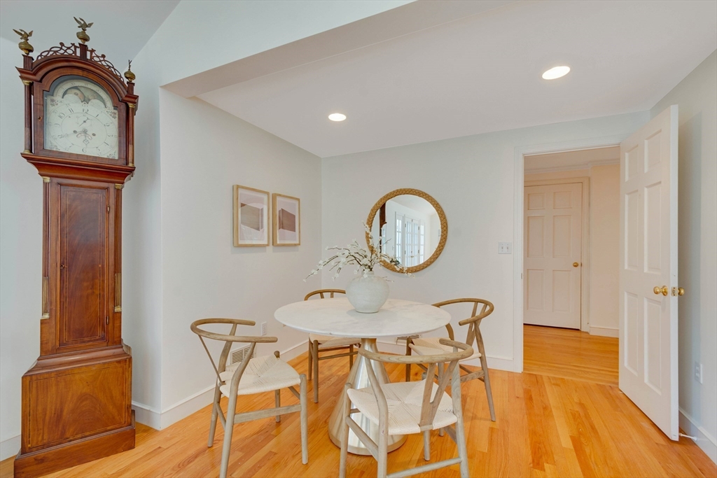 457 Westford Road Concord, MA 01742 - Photo 5 of 42 Gallery Image 5