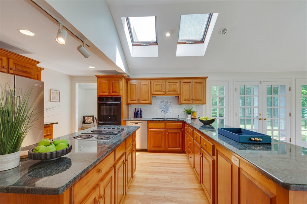 457 Westford Road Concord, MA 01742 - Photo 7 of 42 Gallery Image 7