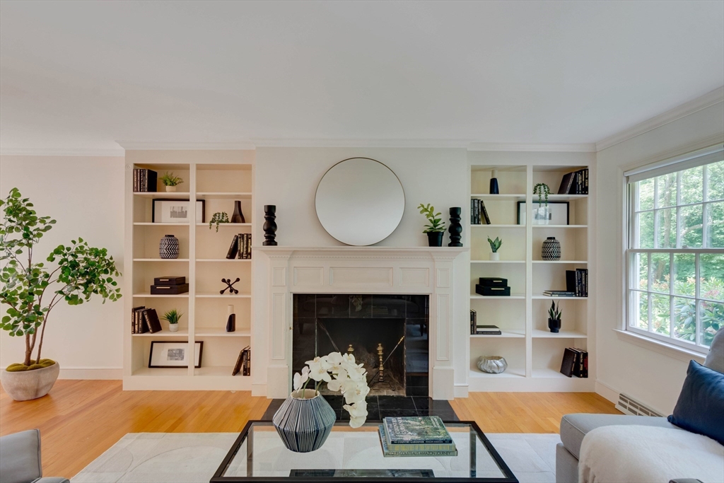 457 Westford Road Concord, MA 01742 - Photo 8 of 42 Gallery Image 8