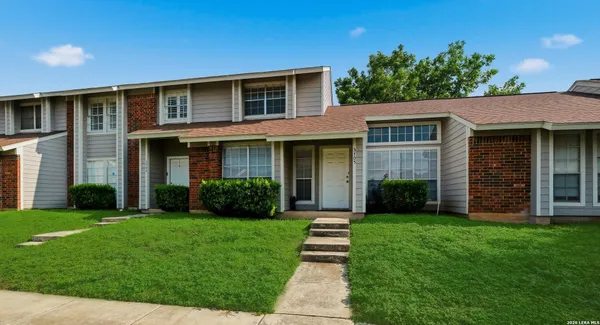 $1,350 | 9140 Timber Path, Unit 3705, San Antonio, TX 78250