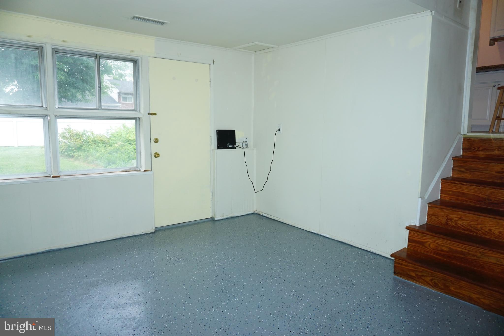 5904 Charnwood Road Baltimore, MD 21228 - Photo 17 of 20 Lower level
