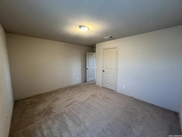 $2,100 | 1057 Clarkston Drive, Seguin, TX 78155