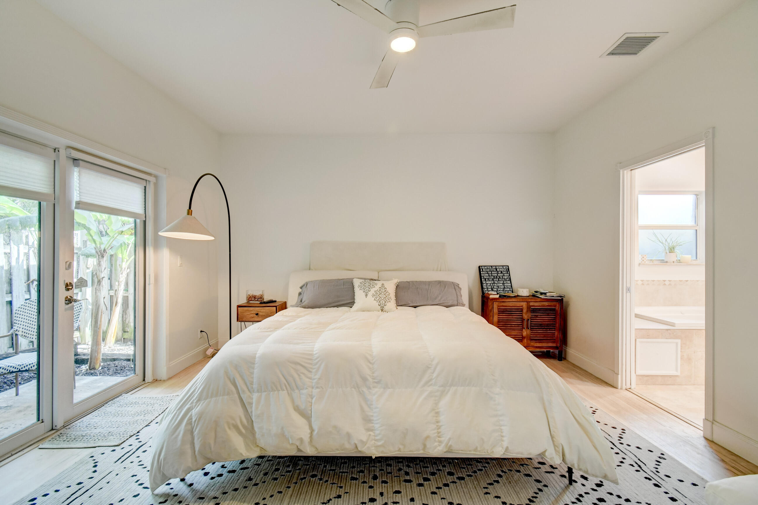 21 Oceanview Drive, Unit A Ocean Ridge, FL 33435 - Photo 12 of 21 -