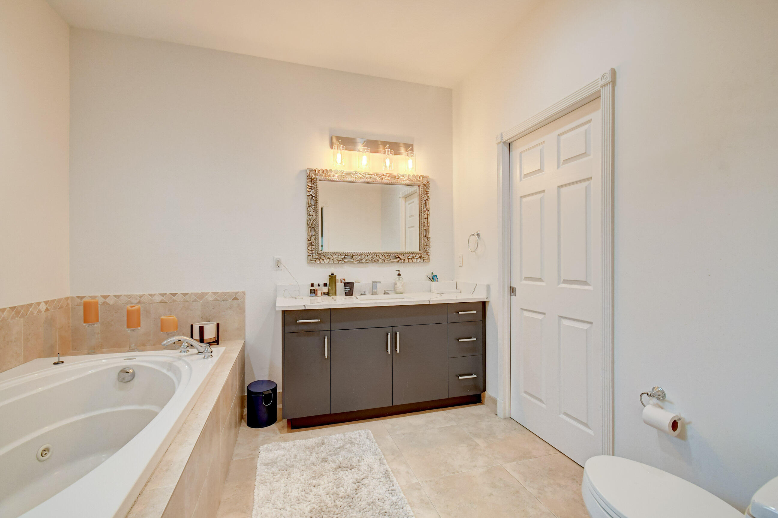 21 Oceanview Drive, Unit A Ocean Ridge, FL 33435 - Photo 14 of 21 -