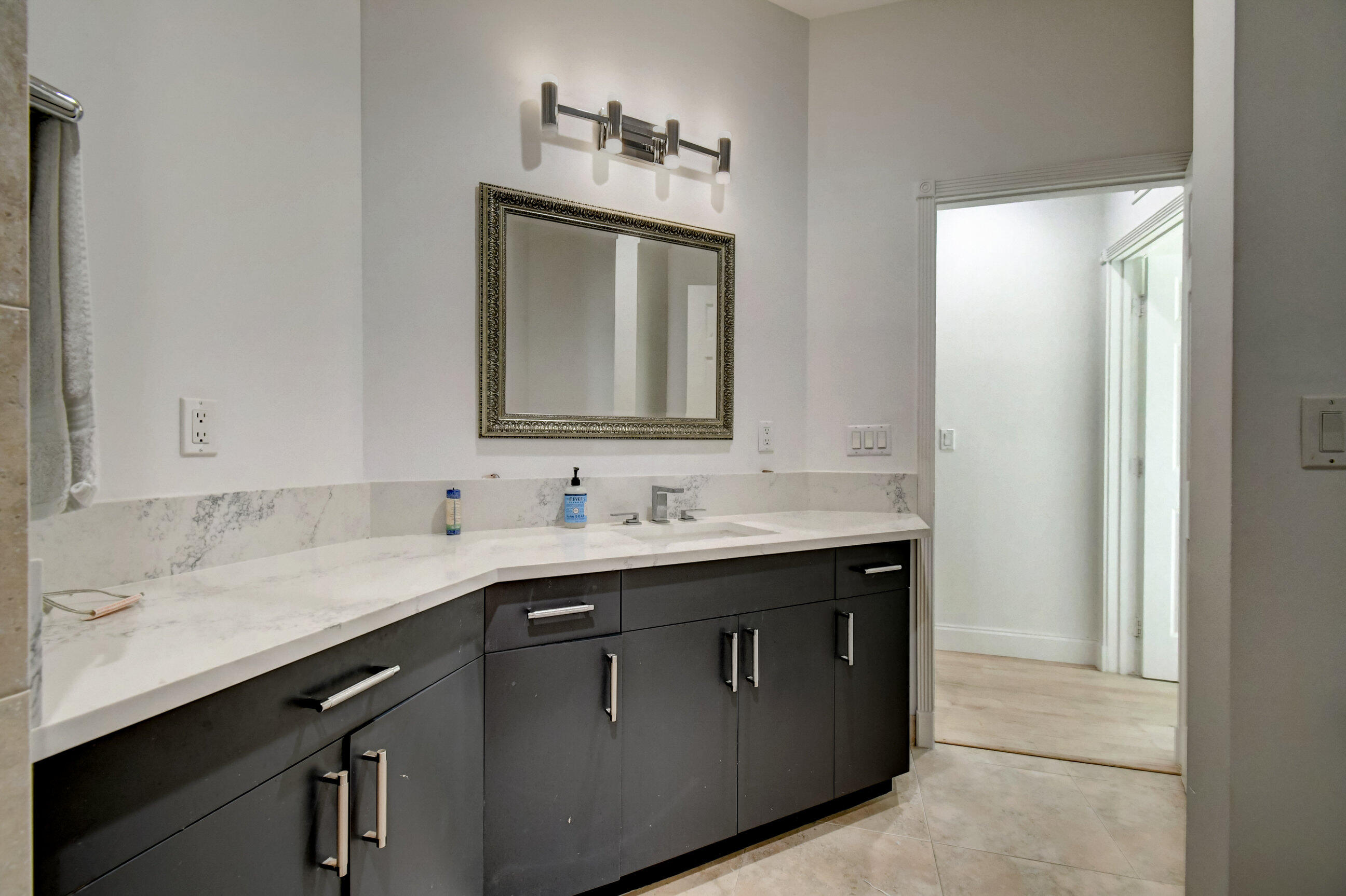 21 Oceanview Drive, Unit A Ocean Ridge, FL 33435 - Photo 17 of 21 2b2