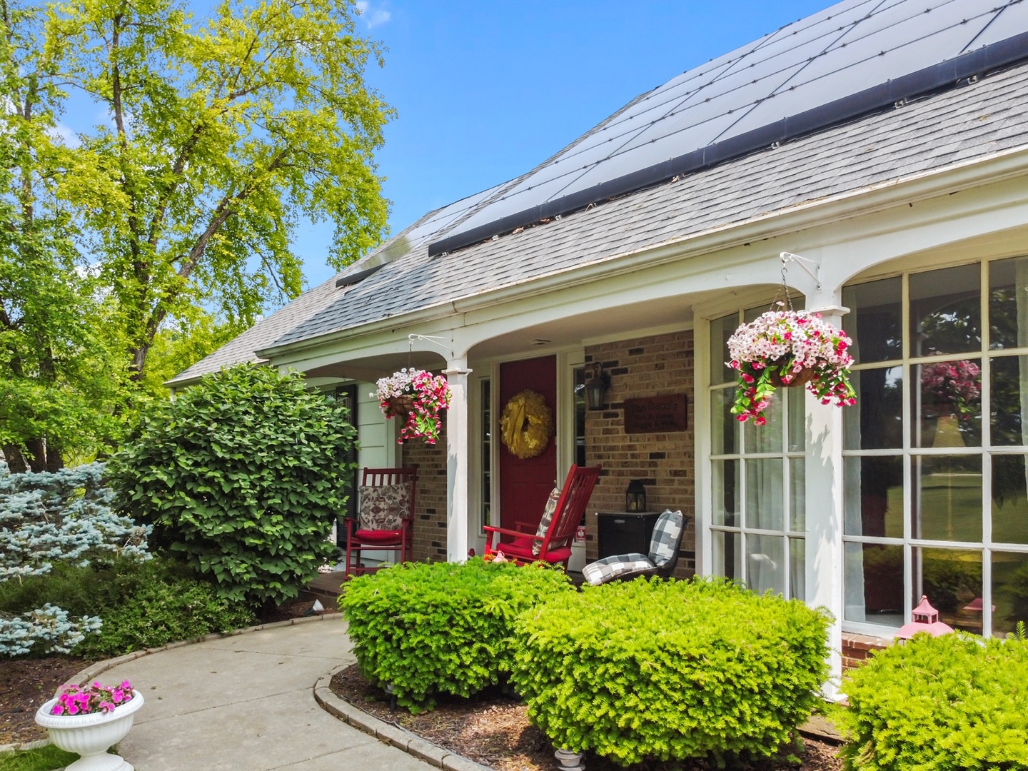 8612 Crystal Springs Road Woodstock, IL 60098 - Photo 4 of 45 front view of a building