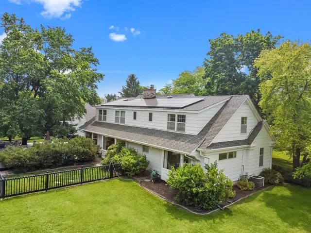 $625,000 | 8612 Crystal Springs Road, Woodstock, IL 60098