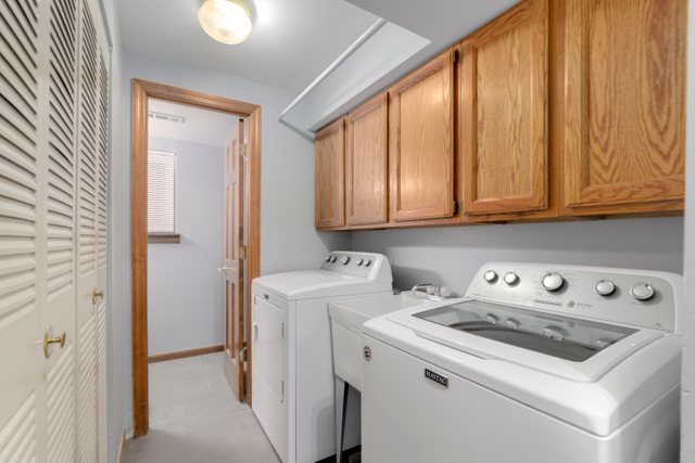 630 Clover Lane Schaumburg, IL 60193 - Photo 23 of 32