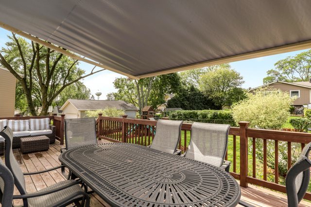 630 Clover Lane Schaumburg, IL 60193 - Photo 25 of 32