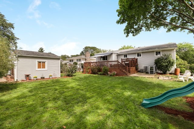 630 Clover Lane Schaumburg, IL 60193 - Photo 30 of 32