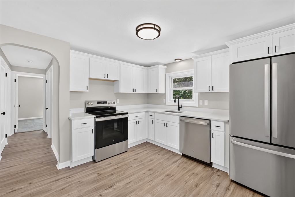 56 Glenwood Street Ludlow, MA 01056 - Photo 13 of 37
