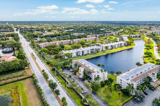 $3,800 | 7340 Amberly Lane, Unit 404, Delray Beach, FL 33446