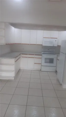 $1,650 | 4104 Northwest 88th Avenue, Unit 2, Coral Springs, FL 33065