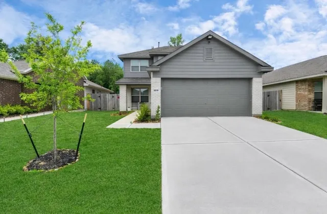 $2,045 | 18606 Rosehill Pr Drive, New Caney, TX 77357