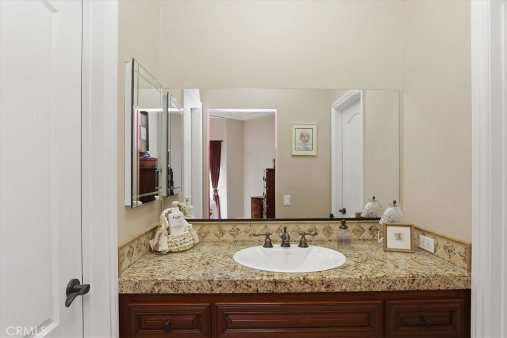 17041 Frankland Lane Riverside, CA 92504 - Photo 31 of 74