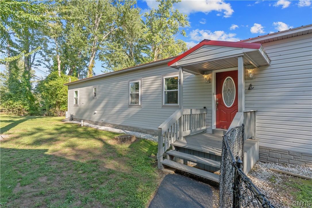 482 County Rte 12 Schroeppel, NY 13132 - Photo 1 of 44 Gallery Image 1