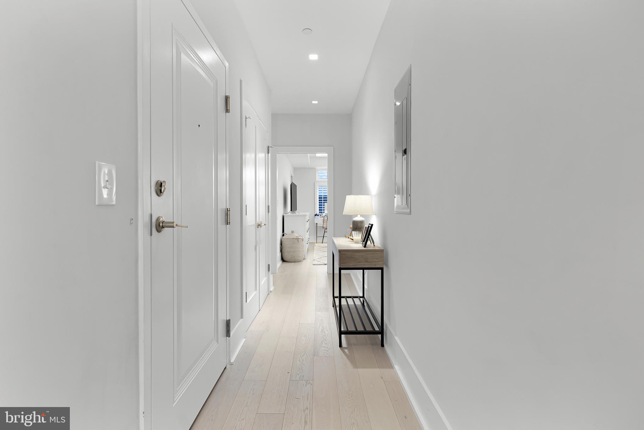 1001 Monroe Street Northwest, Unit 4 Washington, DC 20010 - Photo 20 of 35 Entry / Foyer