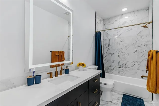 $3,200 | 1000 North Buxton Avenue, Edinburg, TX 78541