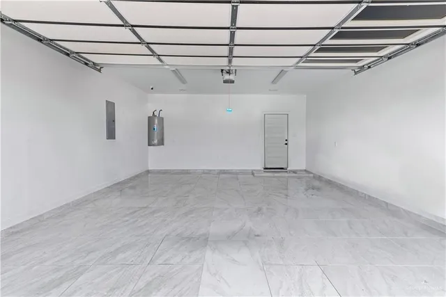 $3,200 | 1000 North Buxton Avenue, Edinburg, TX 78541