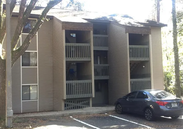 $134,900 | 85 Southeast 16th Avenue, Unit F302, Gainesville, FL 32601