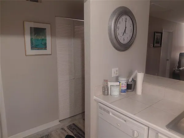 $134,900 | 85 Southeast 16th Avenue, Unit F302, Gainesville, FL 32601